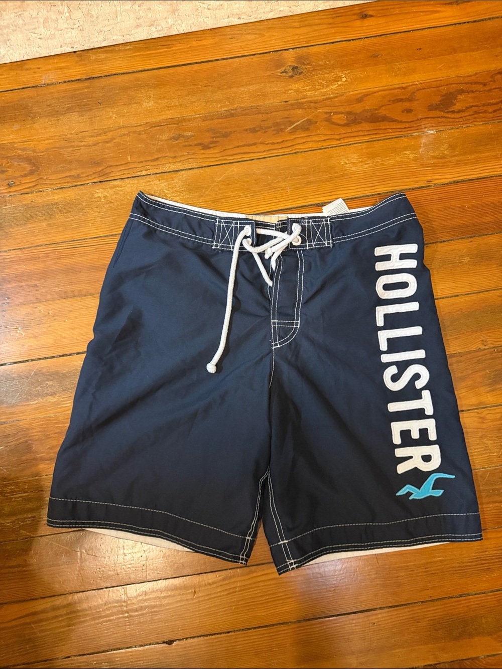 Hollister Dark Blue Men's Swim Hybrids with White Drawstring